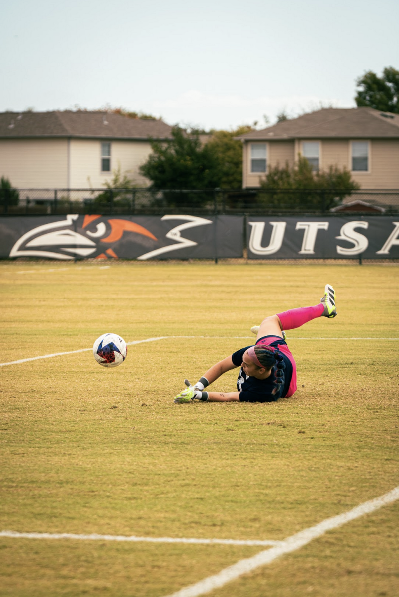 JASMINE KESSLER, NO.00, GOAL KEEPER